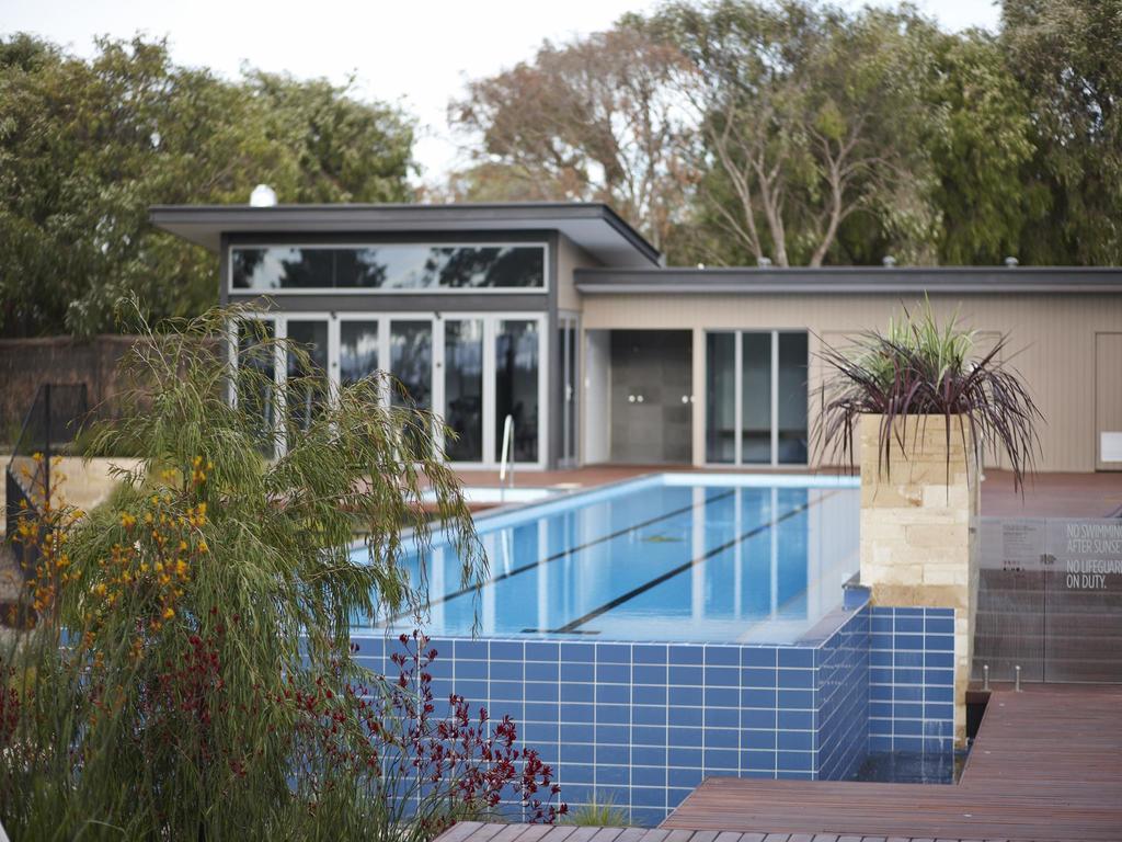 Aqua Resort Busselton Exteriör bild